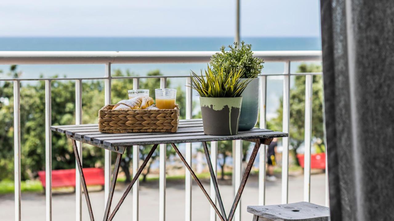 Lovelystay - Porto Beach Apartment Exterior foto